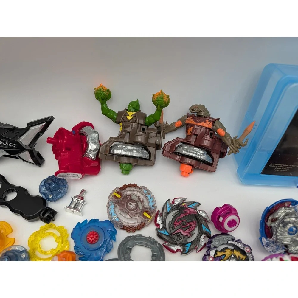 Beyblade Spinning Top Lot Multicolor Burst Series‎ Launchers Case Beywarriors